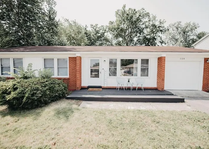 Hot Tub, Pool Table, Sleeps 10