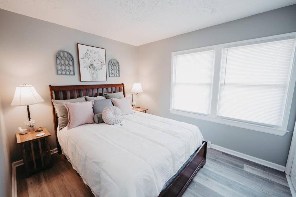Hot Tub, Pool Table, Sleeps 10 Casa vacanze Lexington
