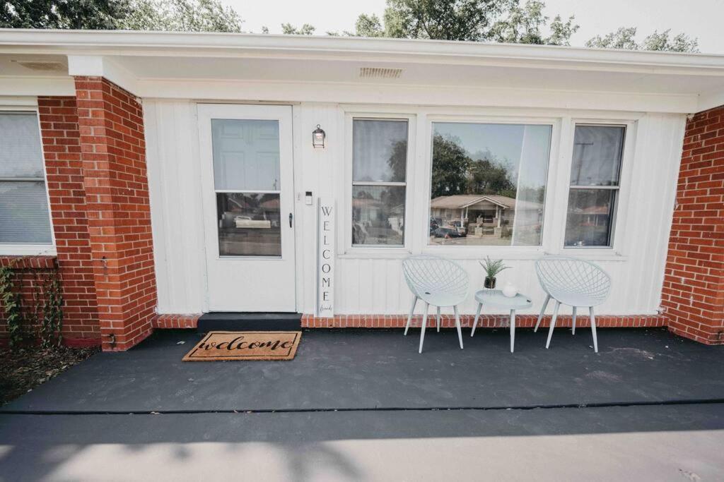 Hot Tub, Pool Table, Sleeps 10